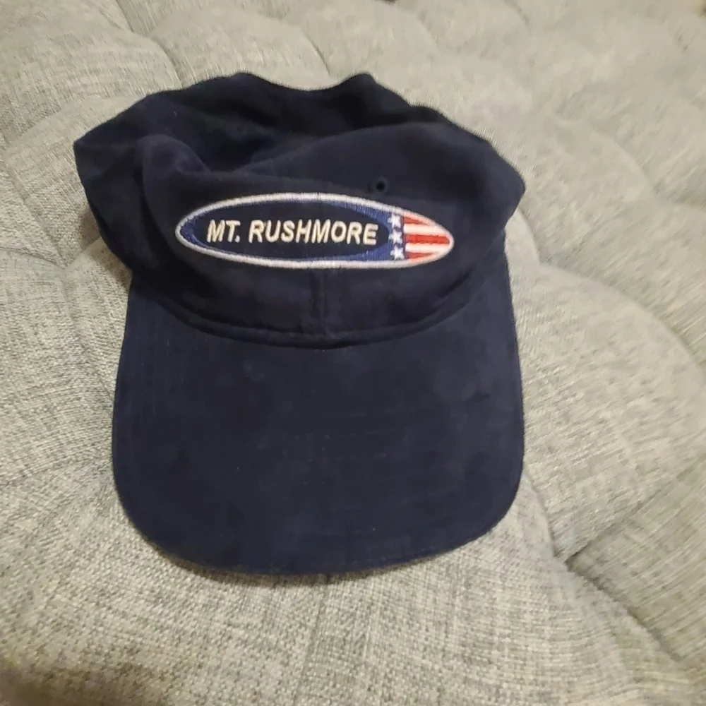 Mt. Rushmore cap size Large/Extra Large - Picture 9 of 10